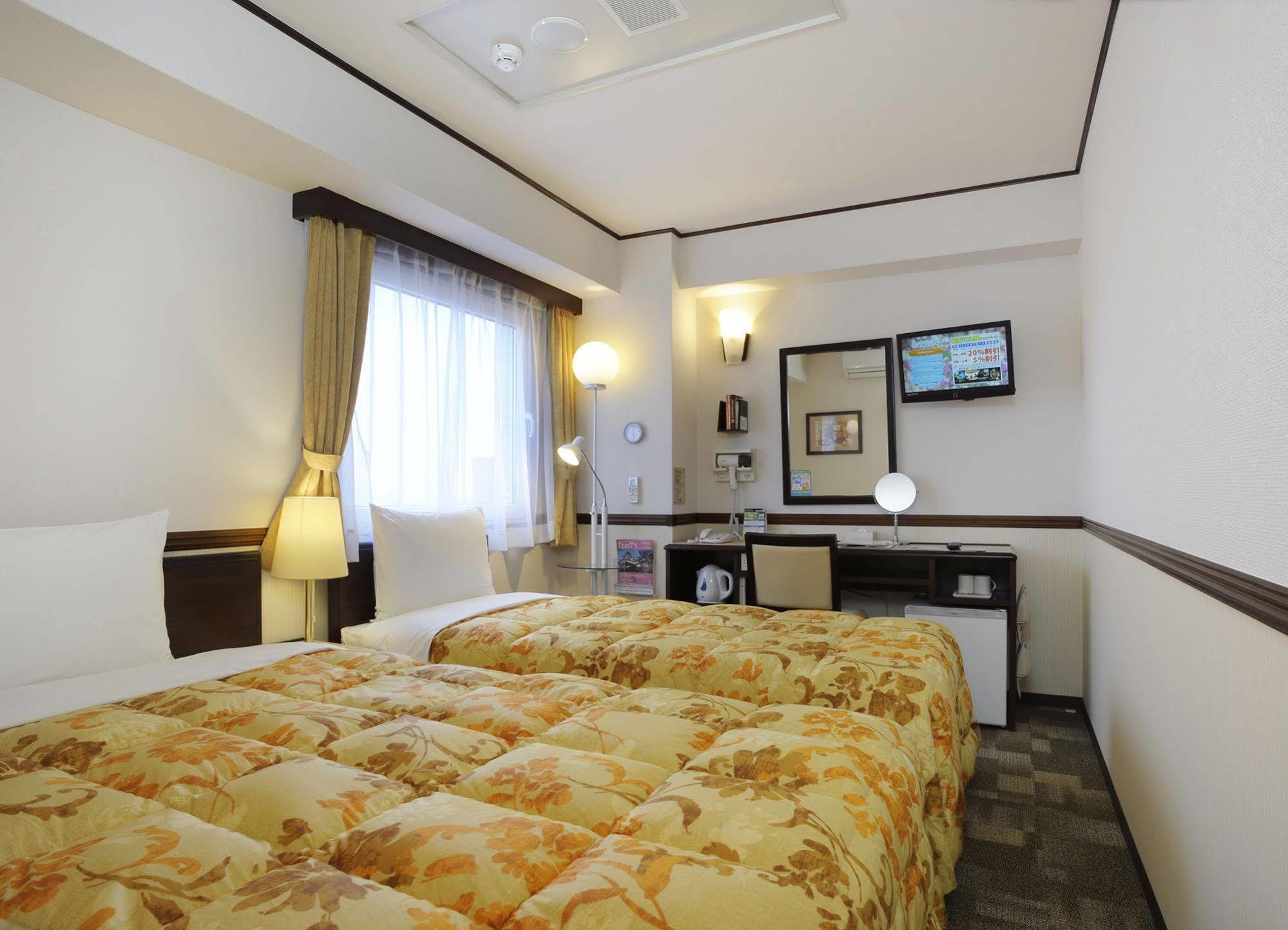 Toyoko Inn Sakudaira-eki Asama-guchi Eksteriør billede