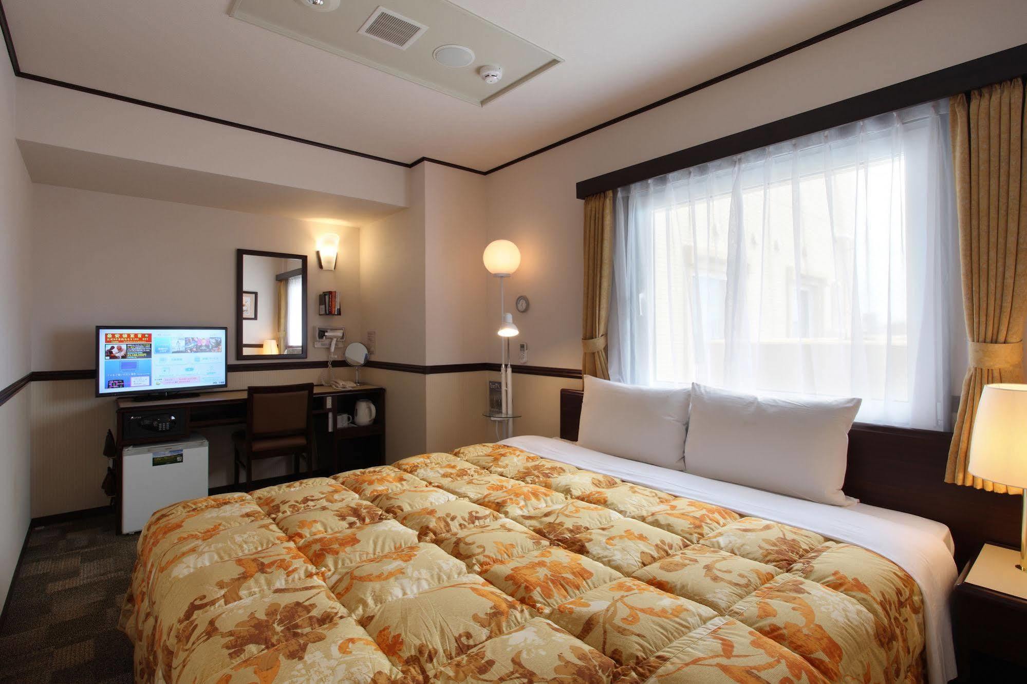 Toyoko Inn Sakudaira-eki Asama-guchi Eksteriør billede